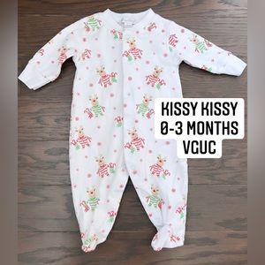 Kissy Kissy Christmas Pajamas
